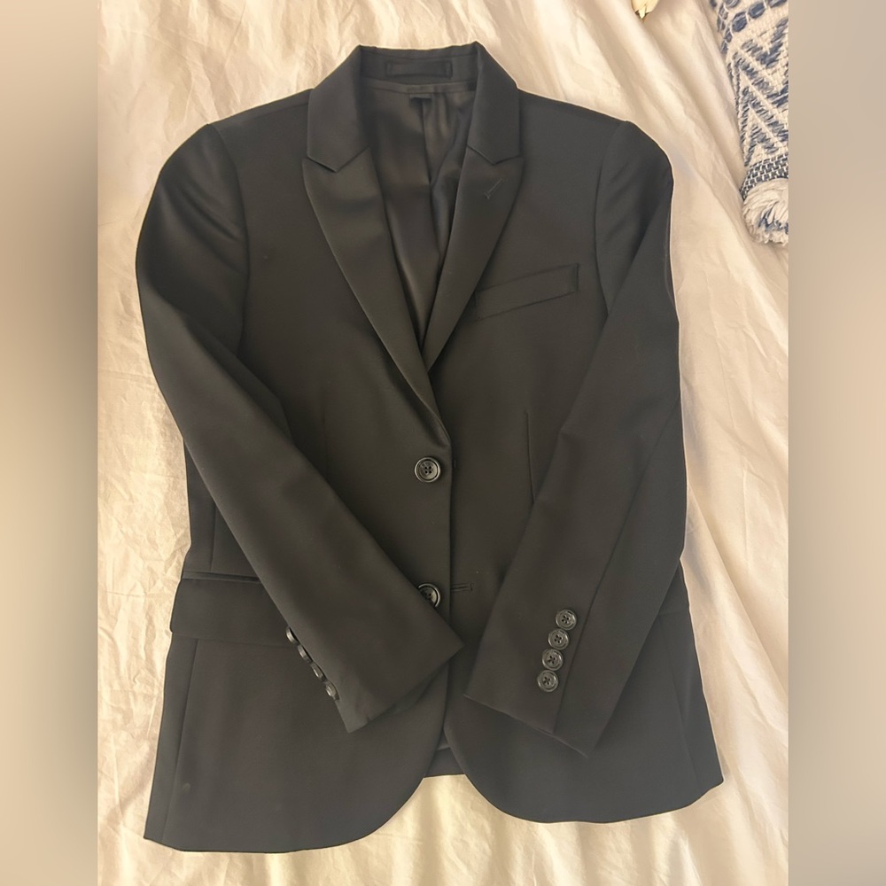 Boys crewcuts Ludlow tuxedo. Size 8